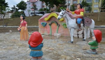 Pamuk Prenses ve Yedi Cüceler MPO-004